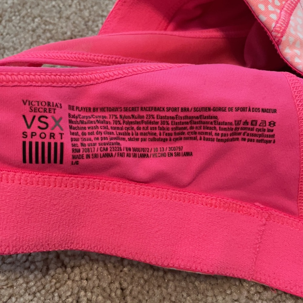 Victoria Secret Sports Gradient Racerback Sports Bra - Picture 4 of 4